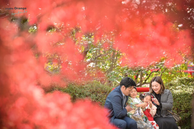 紅葉の中、中山寺でロケーション撮影